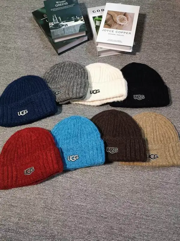 UGG hat dx (557)